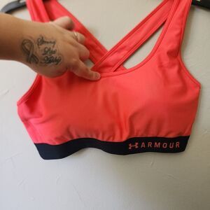 Under Armour Women's Coral Sports Bra Size XL